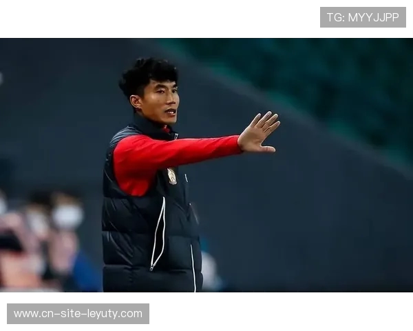 国足选帅争议与重建：久尔杰维奇临危受命，郑智陈涛留任引关注